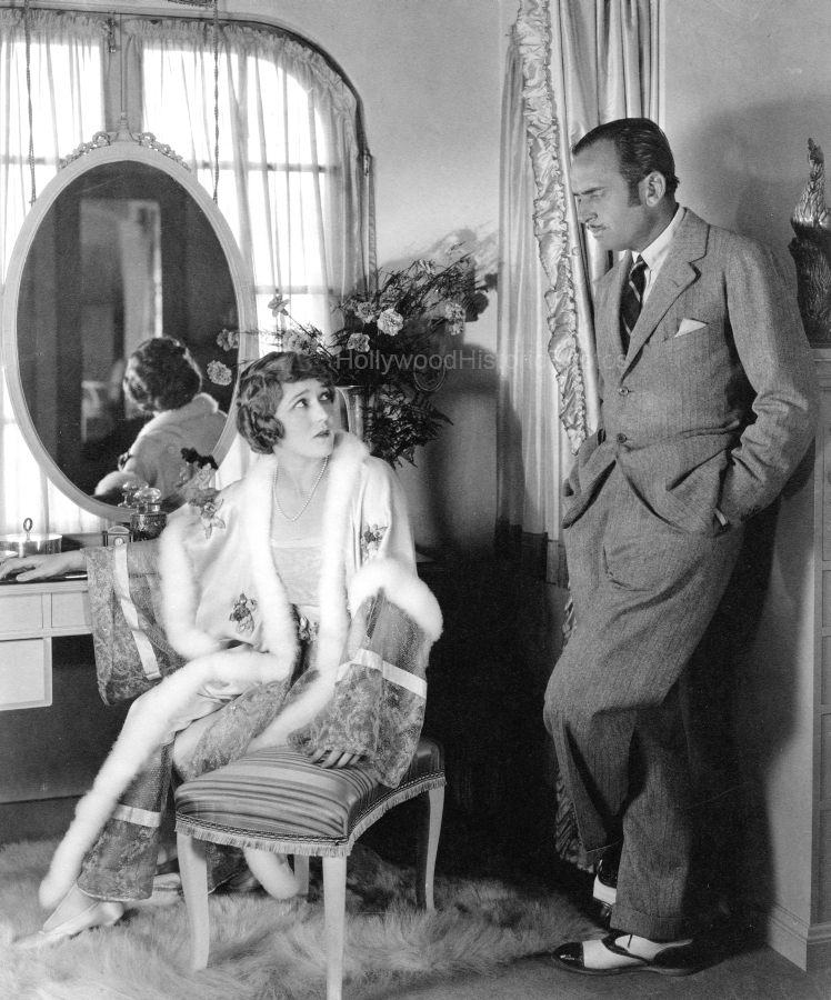 Mary Pickford 1930 Fairbanks Beverly Hills home.jpg